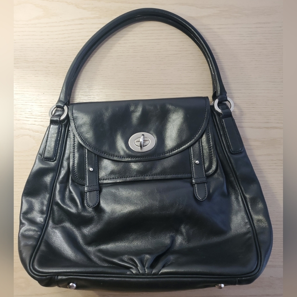 NWOT Women's Black Leather Handbag By Halogen